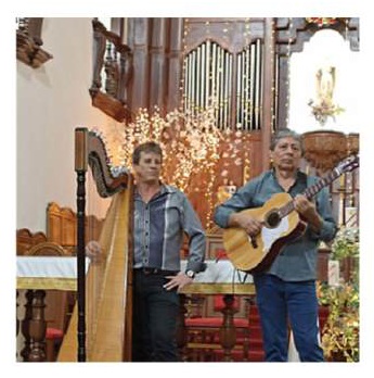 05_apresentacao_harpista_natal_2023_foto_03_pag07